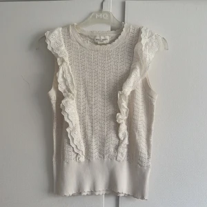 volang tröja - Jätte fin volang topp❤️