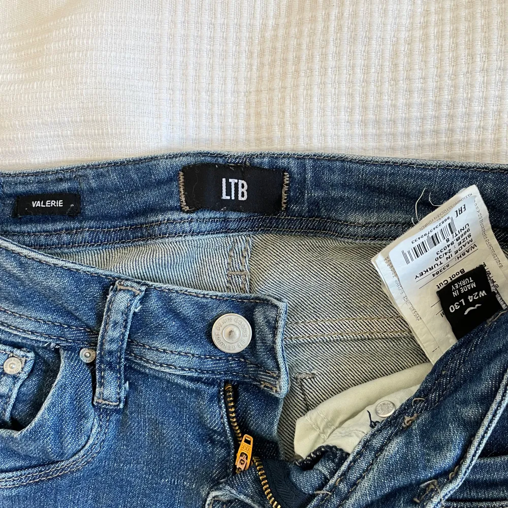 Säljer dessa jeans ifrån Ltb då dom inte passar mig.. Jeans & Byxor.