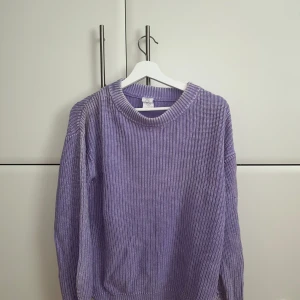 Carin Wester - Stickad Tröja M - Stickad tröja från Carin Wester i storlek M. Köpt från Åhléns