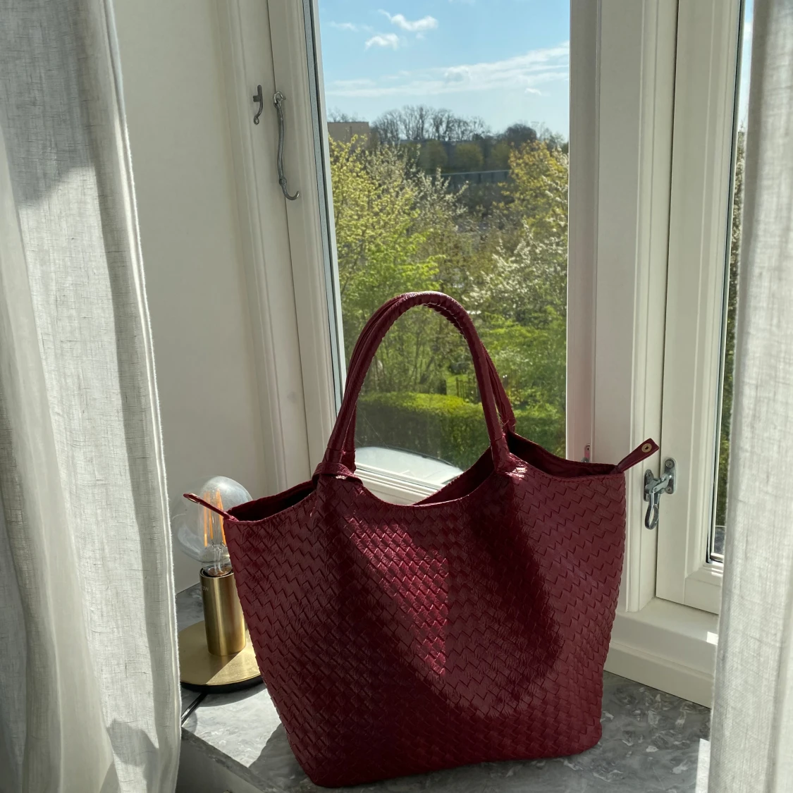 Snyggaste vinröda väskan  - 92