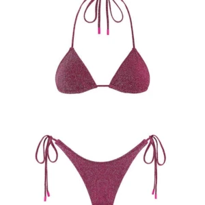 Triangl bikini - Denna jättefina bikinin från triangl, jättebra skick💕 nypris ca 1100kr mitt pris 500kr. Kommer inte att gå ner i pris då det redan är bra pris!