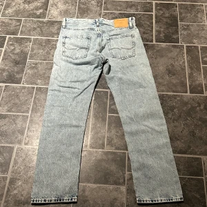 Jack and Jones chris relaxad  - Storlek 31/32 har bara provat dom 