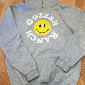 Gozzer ranch hoodie storlek small, bra skick