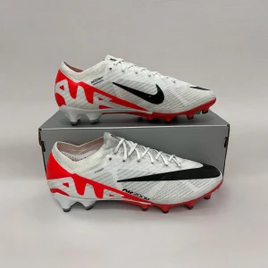 Nike Mercurial Vapor 15  - Nike Mercurial Vapor 15 Elite AG “Ready” 🥤, Skick- 9.3/10(vänster skon är 9.5/10)