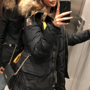 Parajumper - XS, parajumper  Lightly used but very well maintained. No holes, pillings, discoloration, or odor 