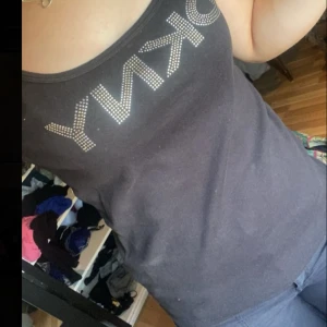 y2k linne - säljer detta linne i storlek M då jag inte använder det💓 skriv för fler bilder 💓