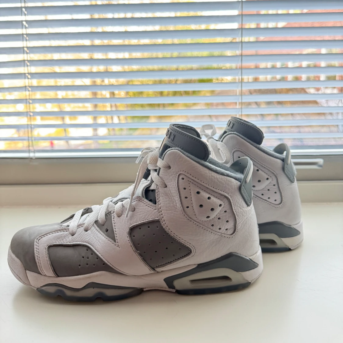 Air Jordan 6 Retro Cool Grey - 93