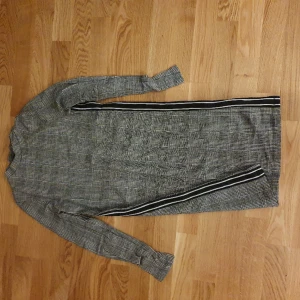 Klänning - Tight klänning i fint skick 