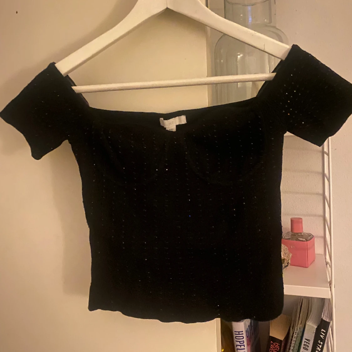 Glittrig tröja från H&M - 90