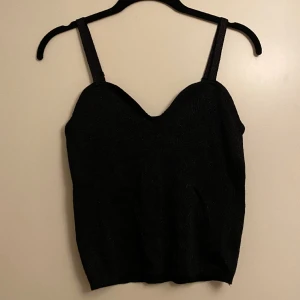 Fin glittrig fest topp - Fin topp med glitter aldrig använd! 