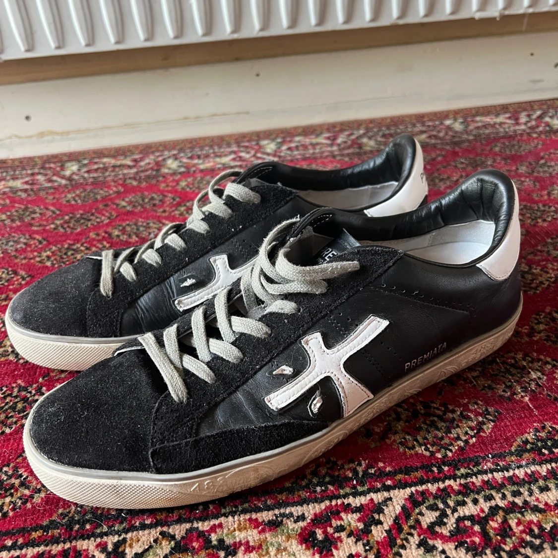 Svarta Premiata Skor - 90