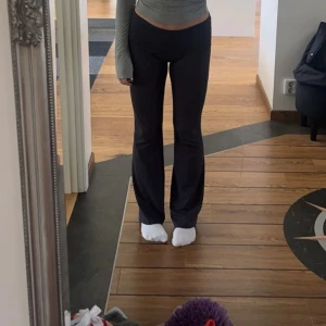 Soft touch folded trouser - Säljer dessa då de inte kommer till användning då jag har många färger 