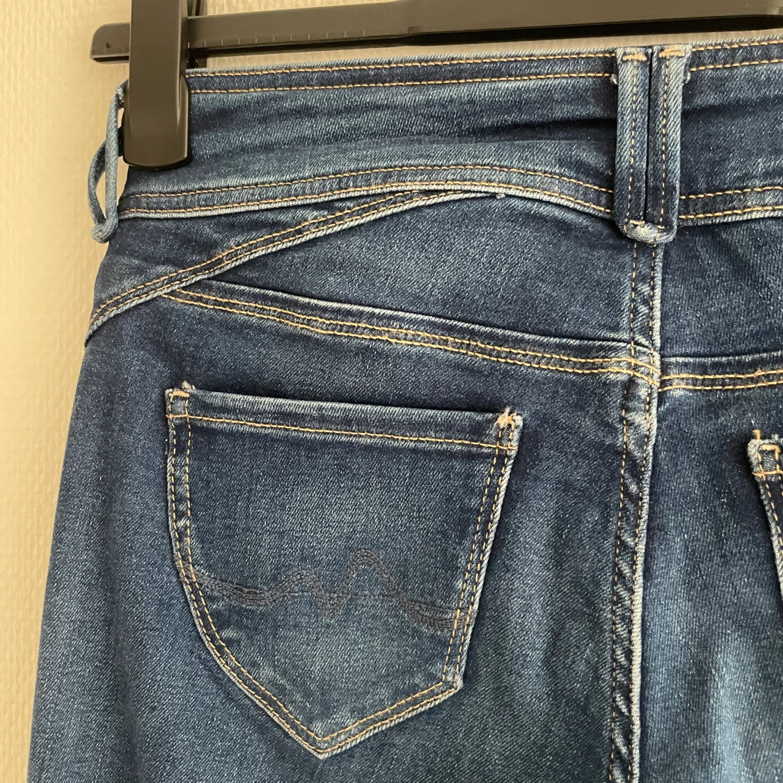 lågmidjade pepe jeans - 92