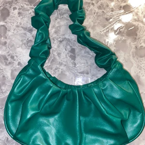 Väska Shein - Använd 2 gånger, fint skick 