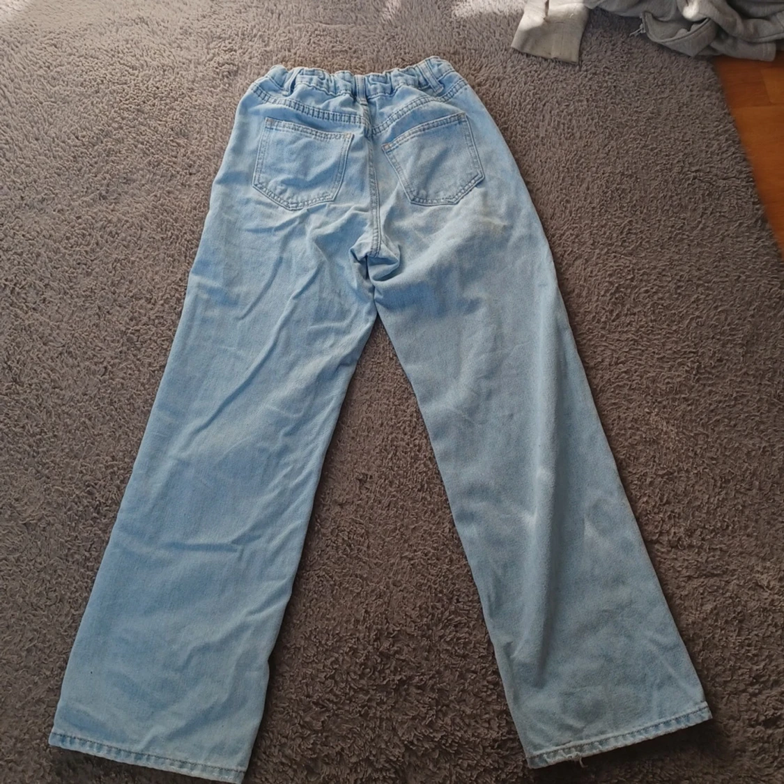 Baggy blåa jeans - 93