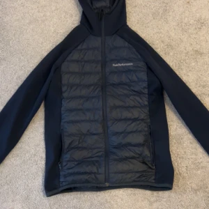 Peak performance cardigan - Peka peformence cardigan