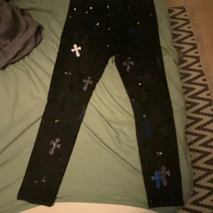 Amiri jeans  - Dom är använda 4 gånger storlek 38 