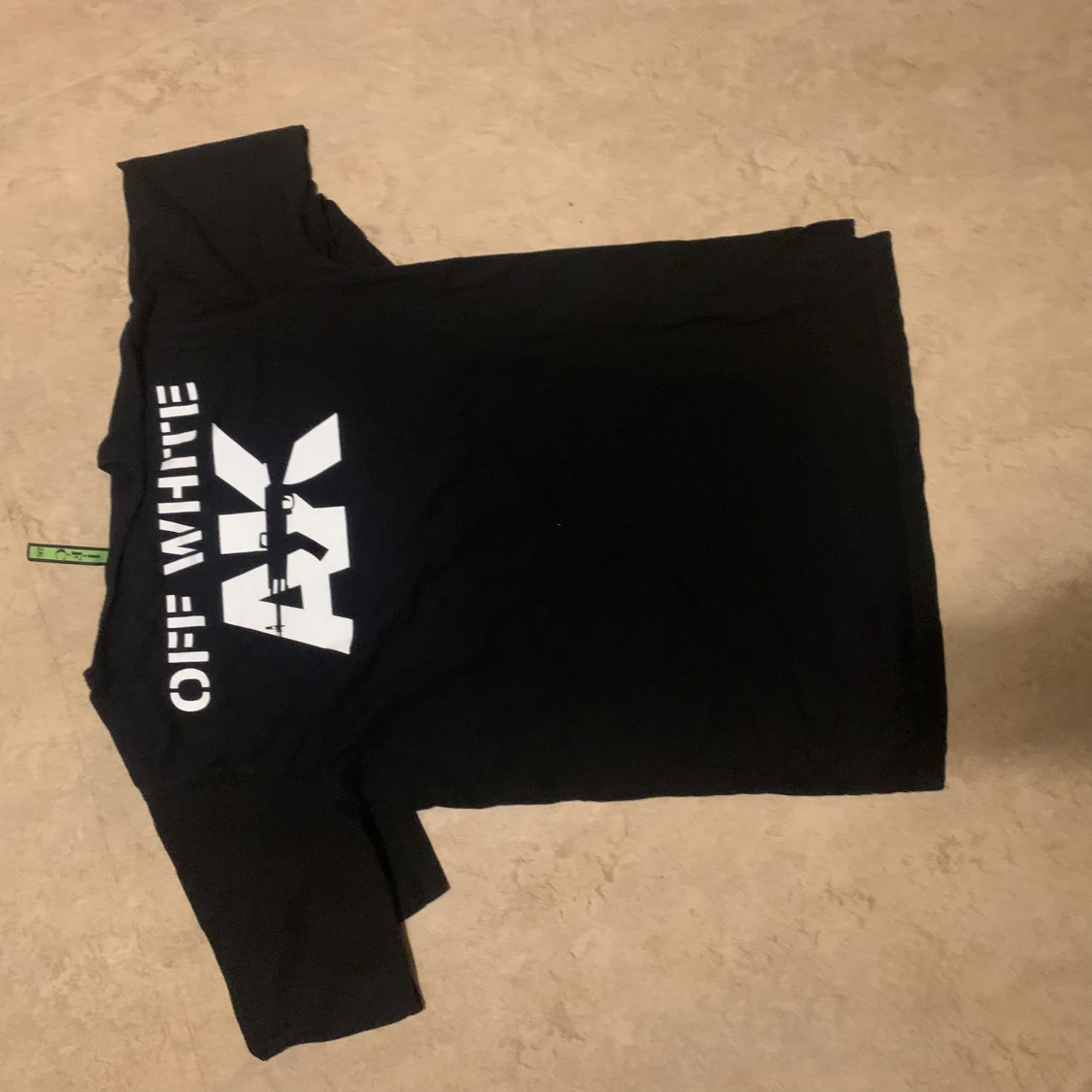 Off-White longsleeve  - 90