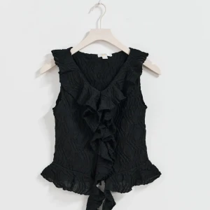 Gina tricot tröja - Aldrig använd slutsåld Gina blus❤️‍🔥