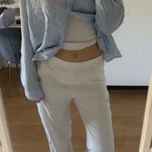 Djerf avenue dream pants cloud tall  - Nästintill oanvända, storlek S🤍 I väldigt fint skick! Modellen tall