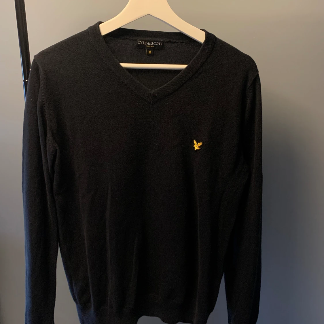 Lyle & svott | V-ringad