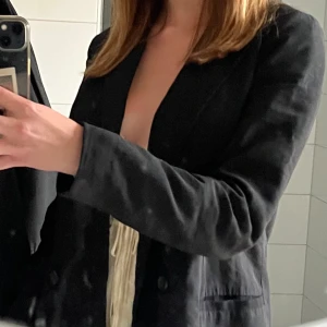 Kavaj - Kavaj från Vero Moda i stel 34🫶🏻 funkar vekrligen till allt!!!