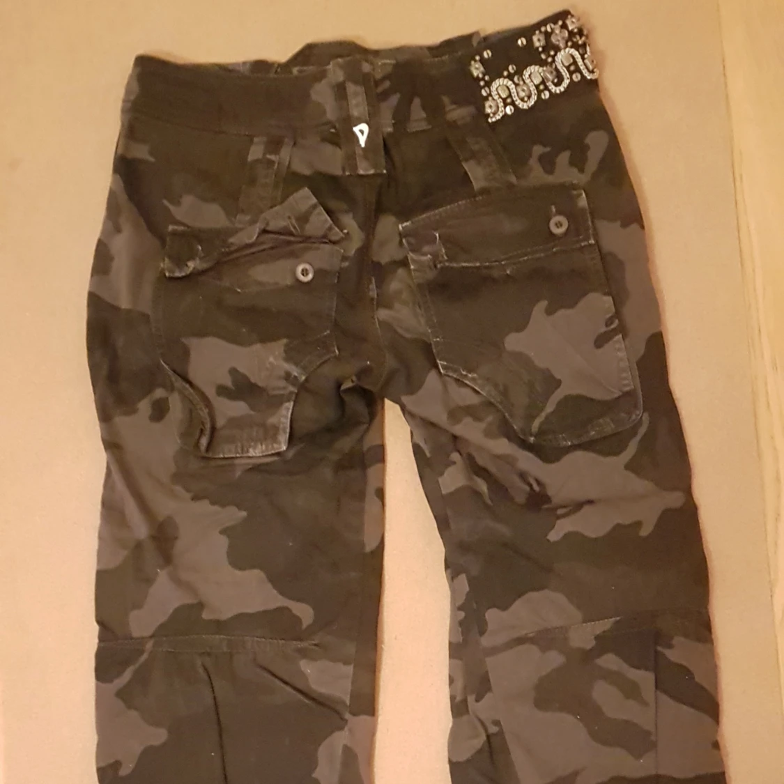 Cameo Cargo Byxor med Smycken⚜ - 91