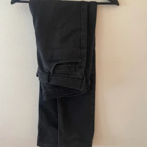 Lee jeans - Riktigt snygga lee jeans i riktigt bra skick🤝
