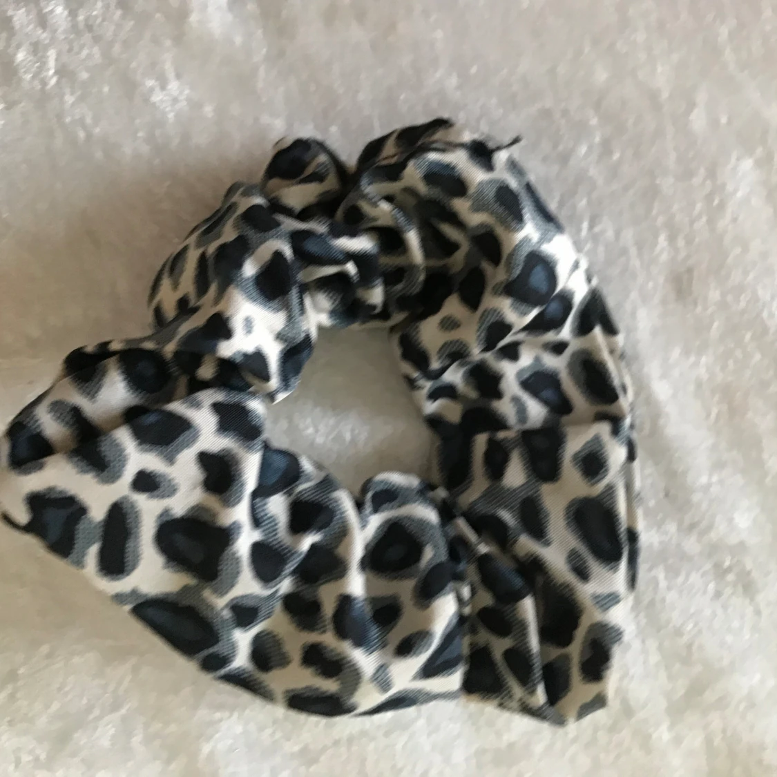 Stora leopard Hårsnoddar  - 91