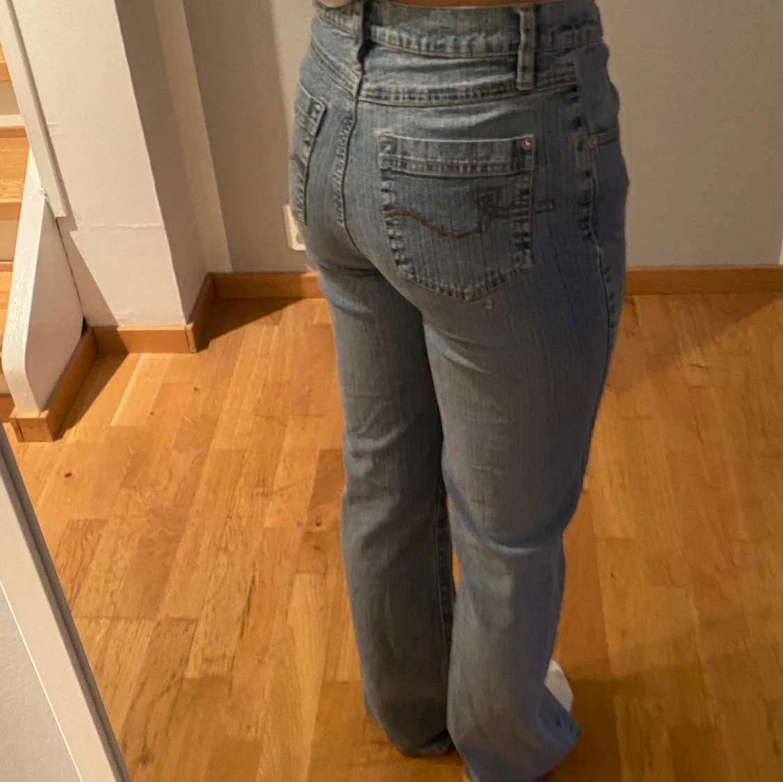 Lågmidjade jeans strl 34 - 90