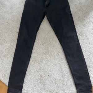 Levis 710 superskinny - Stl 30, stretch. Inte mkt använda. 