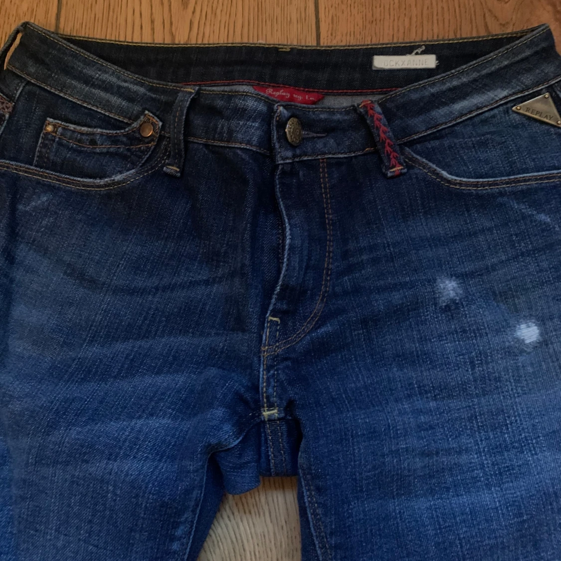 Low waisted jeans  - 90