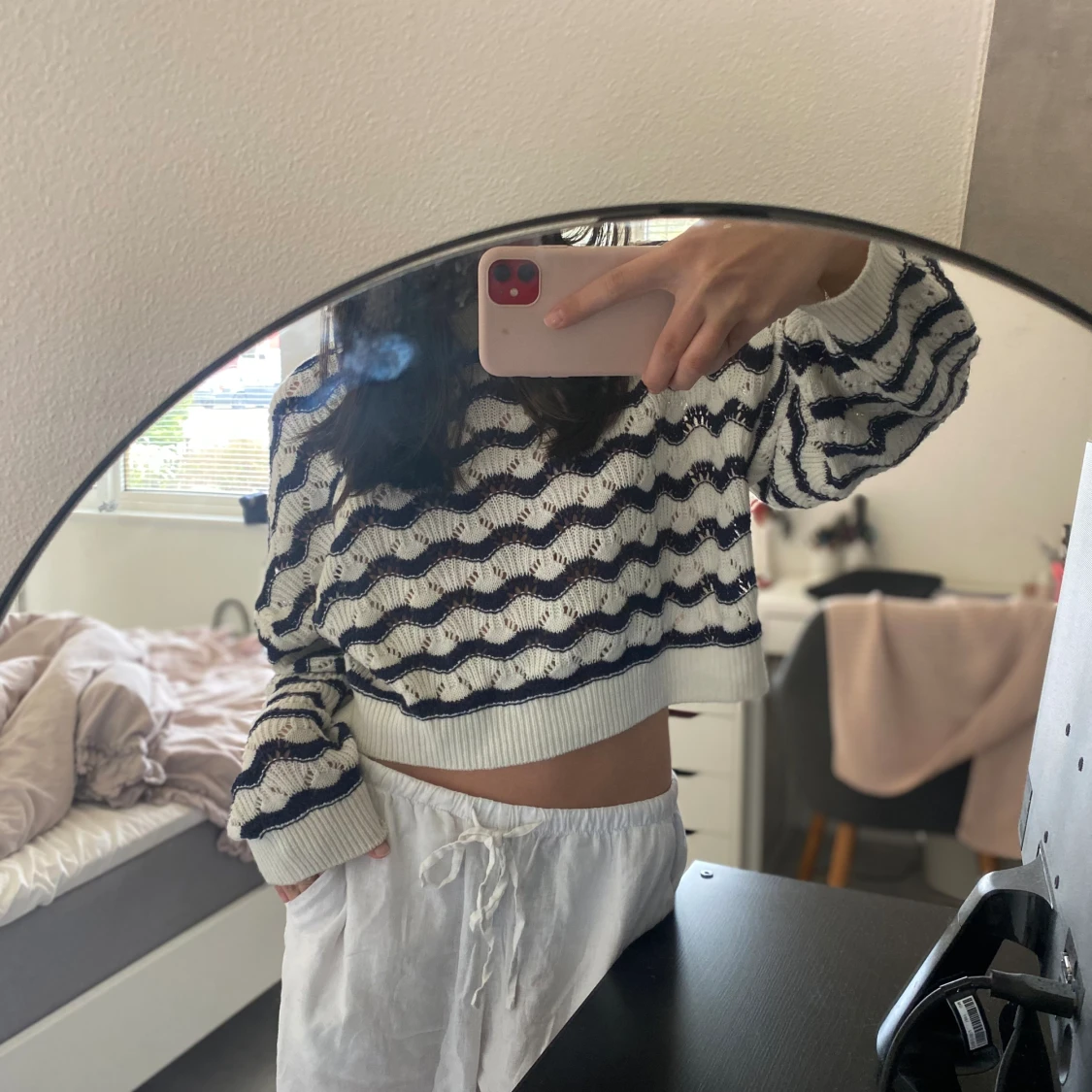 Blå & vitrandig stickad tröja 