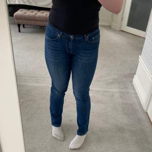 Jeans i storlek 38. Köpta från Sellpy