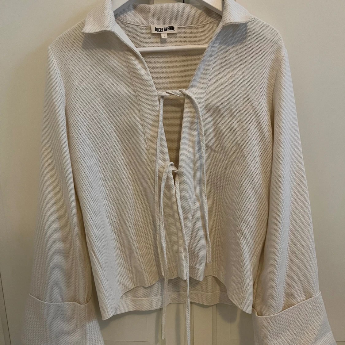 Djerf Avenue Occasion Top - Cream - 90