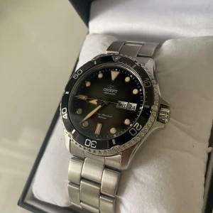 Orient Kamasu II - Orient Kamasu II i bra skick  Kommer Fullset  Mer info på våran Instagram!