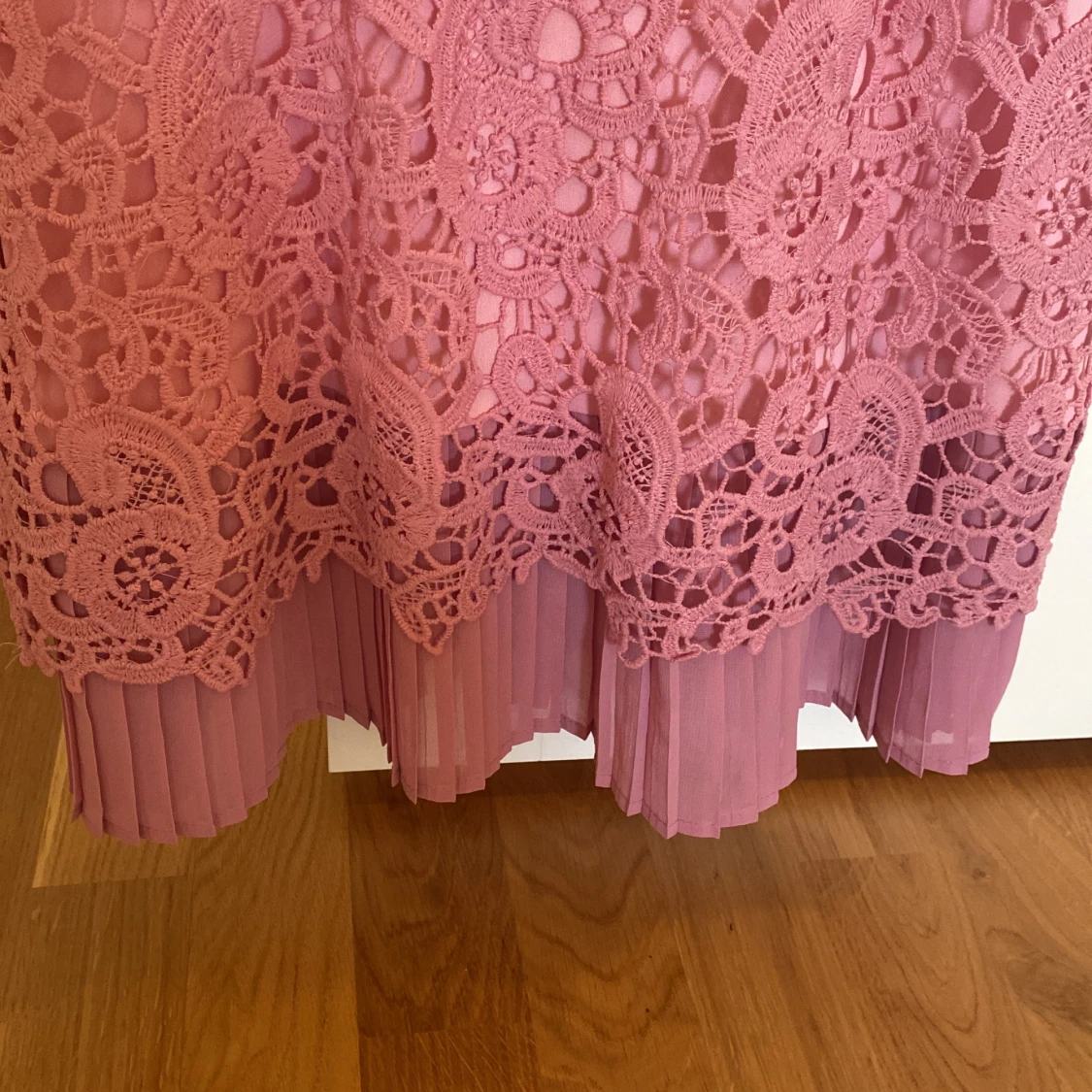 Söt rosa klänning - 90