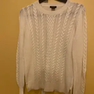 Ljusrosa/beige tröja ifrån Lindex. Storlek S.