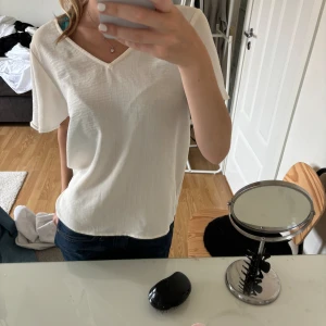 Blus - Söt blus från vila💓