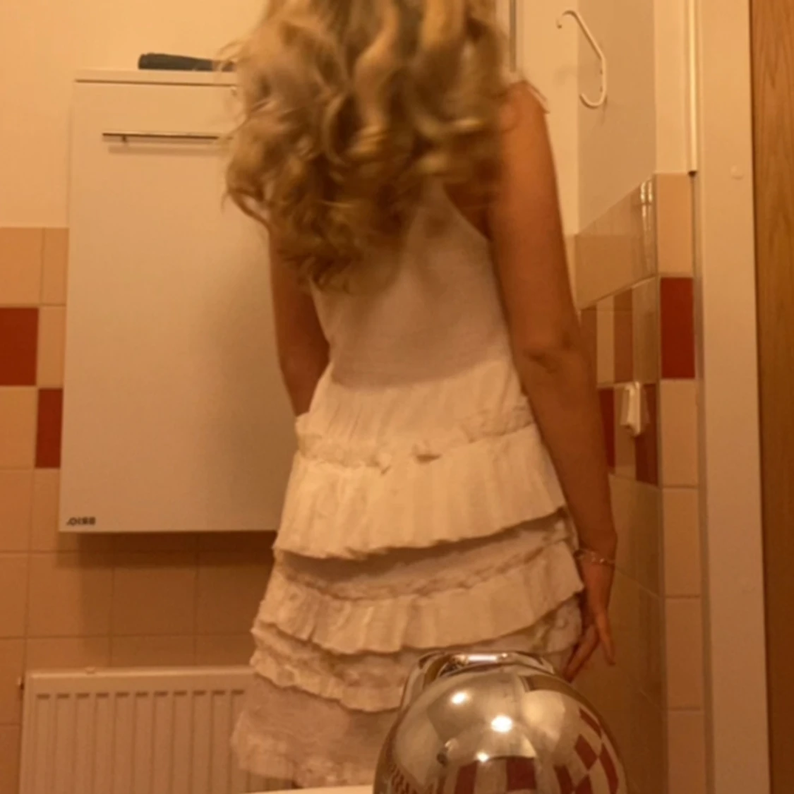 Vit volang klänning  - 90