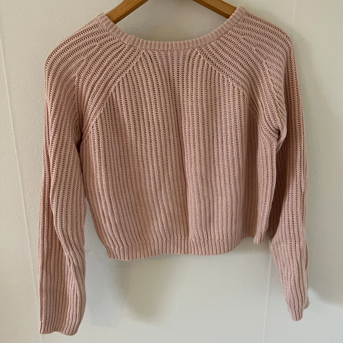 Pink sweater - 91