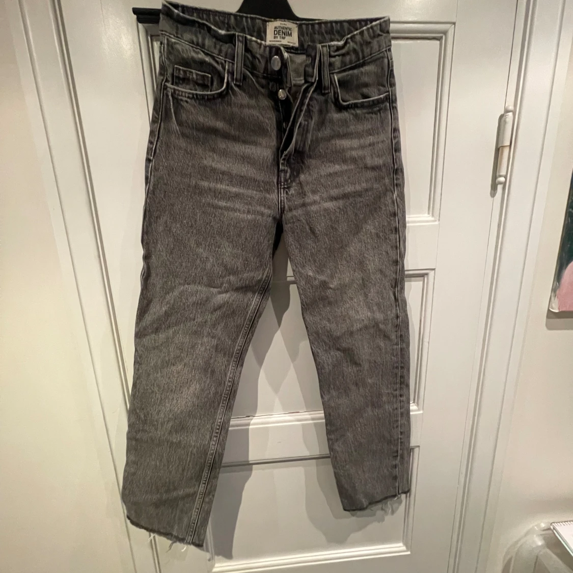 Gråa Zara Jeans - 90