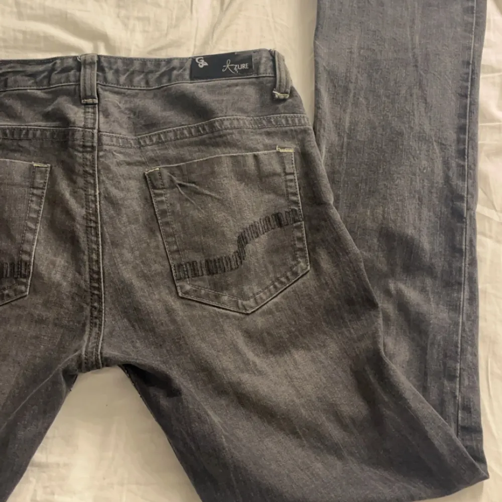 Jätte fina lågmidjade jeans som inte kommer till användning pris kan diskuteras köpta för 700. Jeans & Byxor.