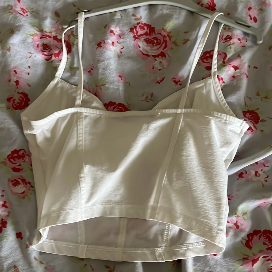 Vit topp/tröja från Bershka  - 90