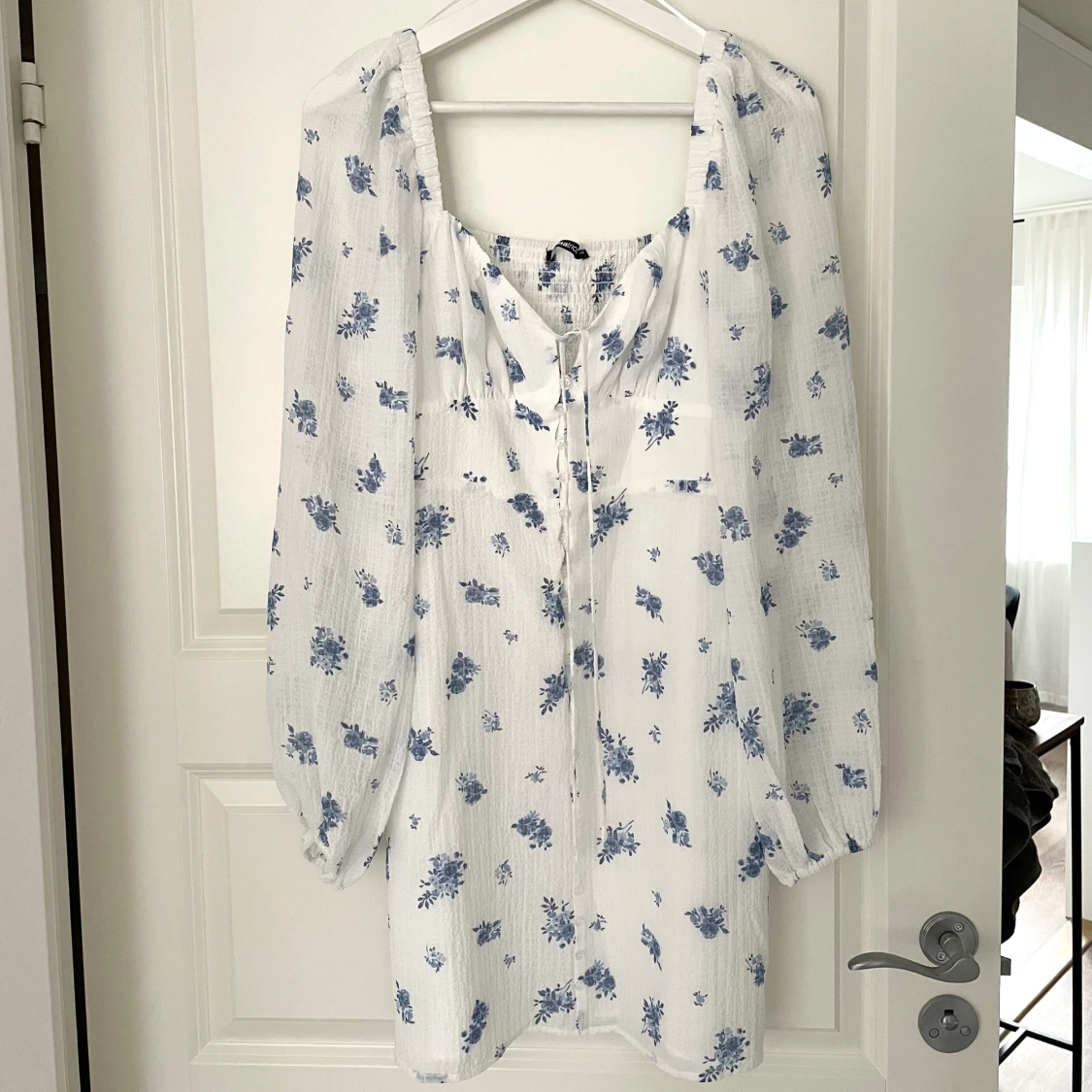 Blommig klänning - 90