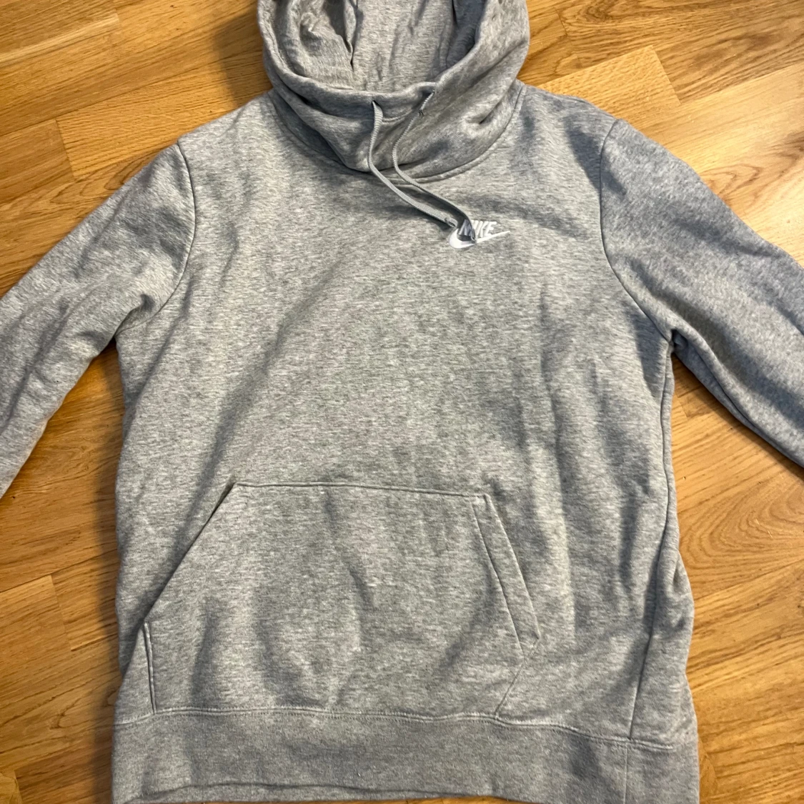 Nike Hoodie  - 90