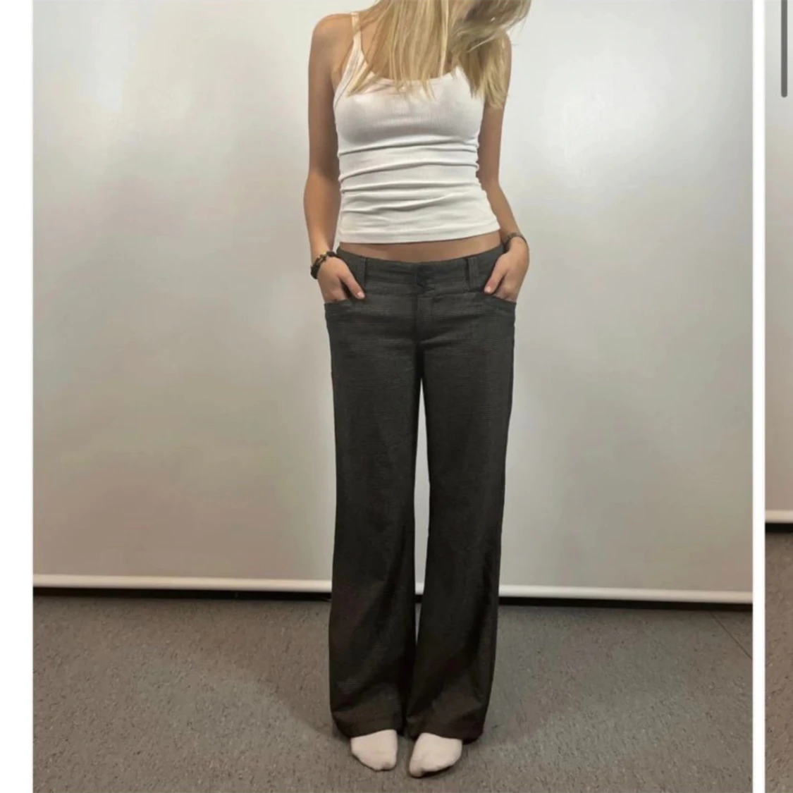 Lågmidjade kostymbyxor