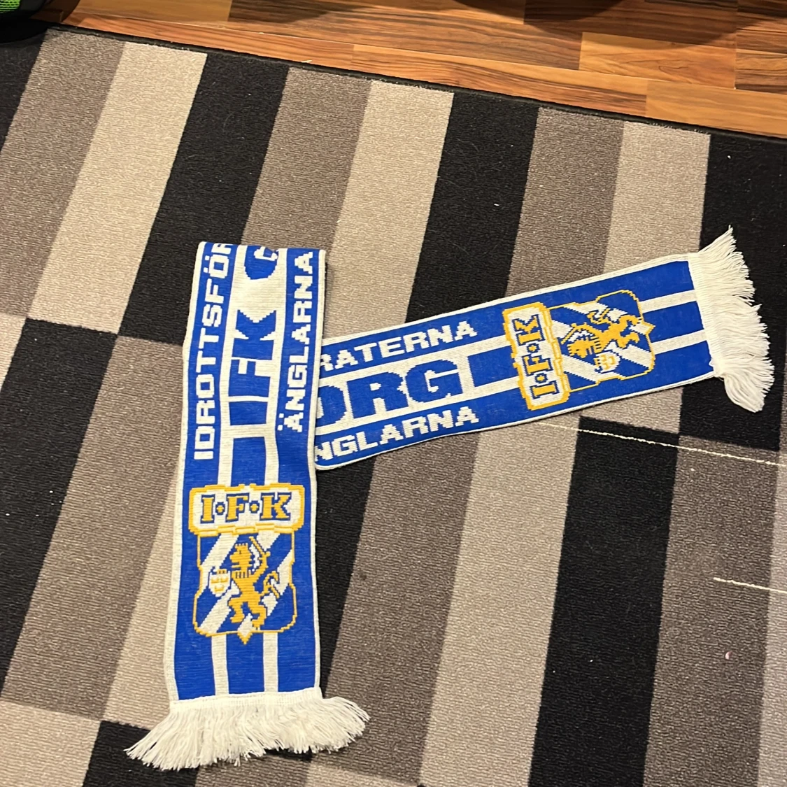 Ifk halsduk - 90