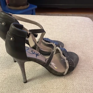 Skor - Helt nya sandaler 