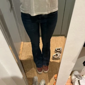 Lois jeans - Skit snygga Lois Jeans i nyskick! Använda fåtal gånger och därflr så bra pris!